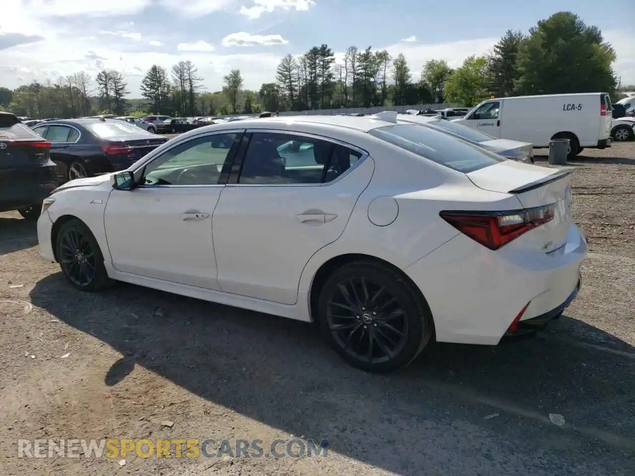 2 fotografías del automóvil dañado 19UDE2F87MA006567 ACURA ILX 2021