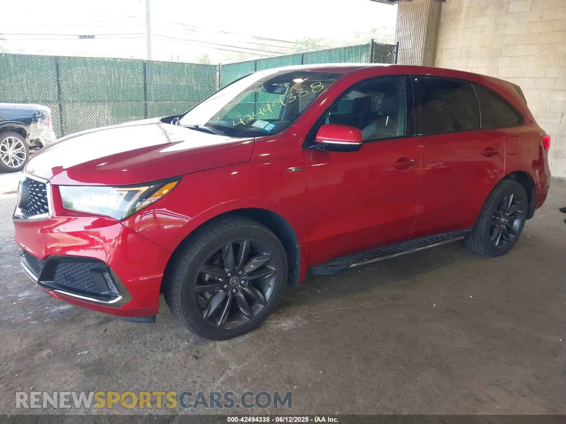 2 fotografías del automóvil dañado 5J8YD4H00LL025102 ACURA MDX 2020
