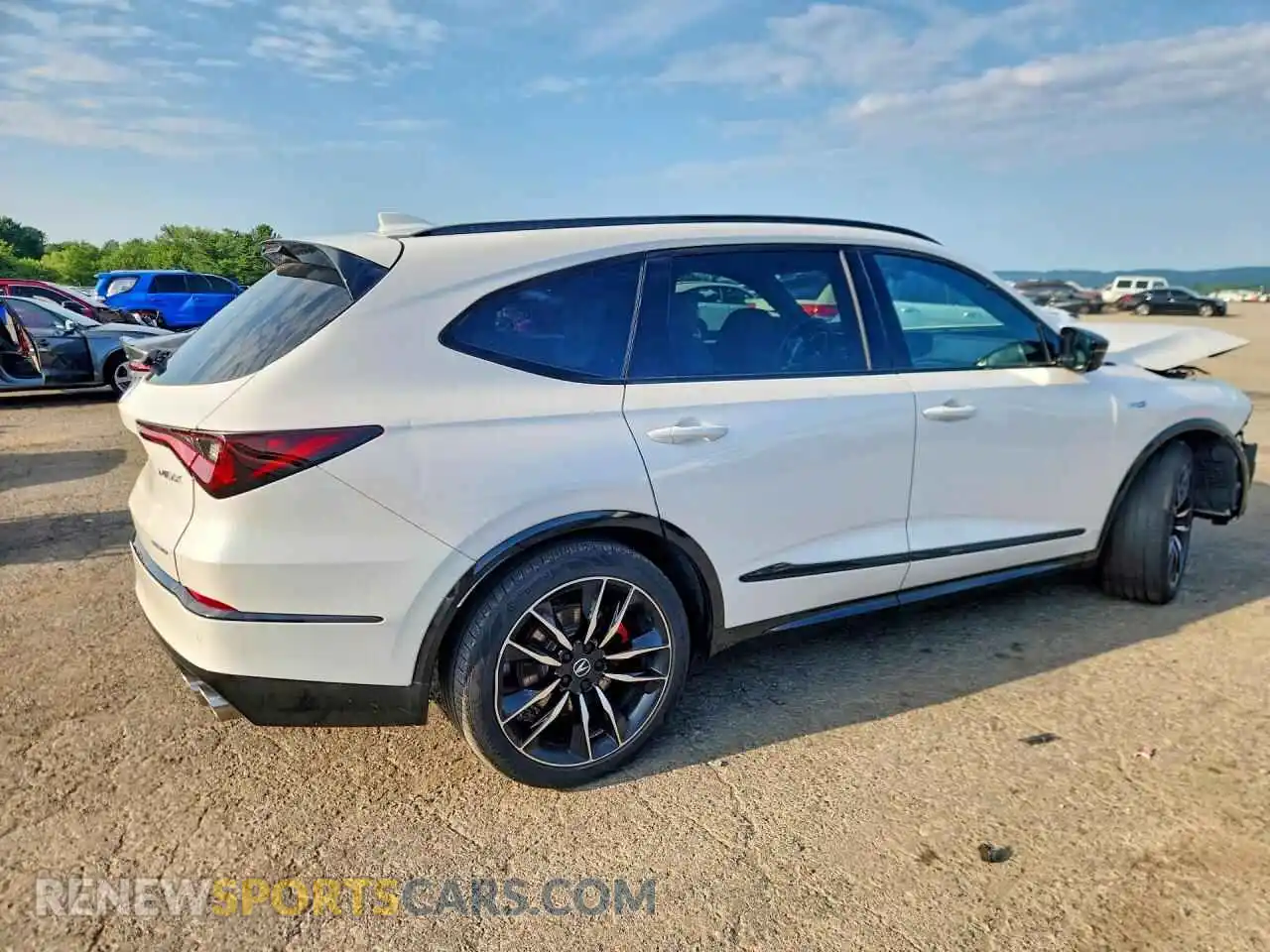 3 fotografías del automóvil dañado 5J8YD8H89RL003606 ACURA MDX 2024
