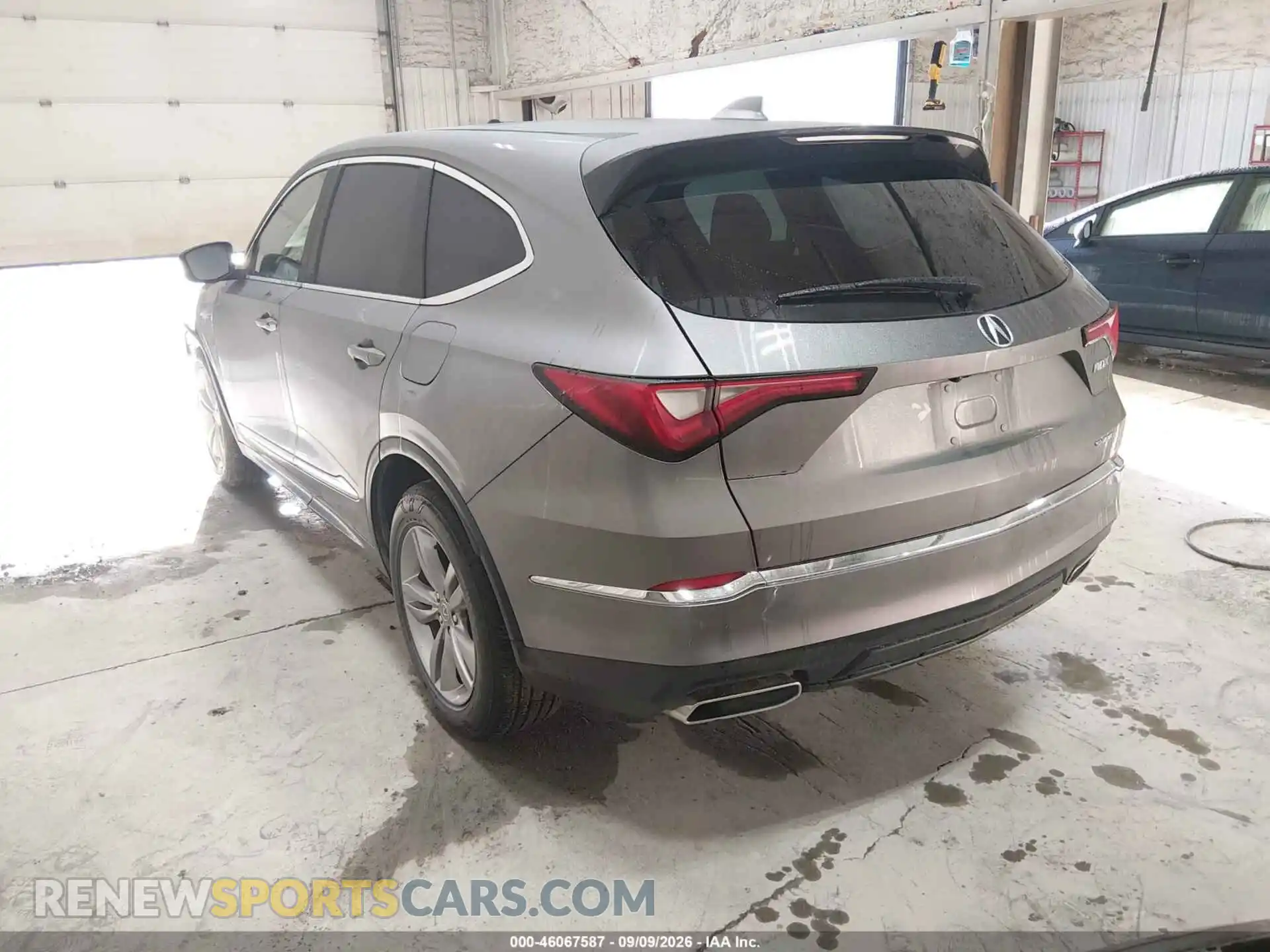 3 Фотография поврежденного автомобиля 5J8YE1H34RL010598 ACURA MDX 2024
