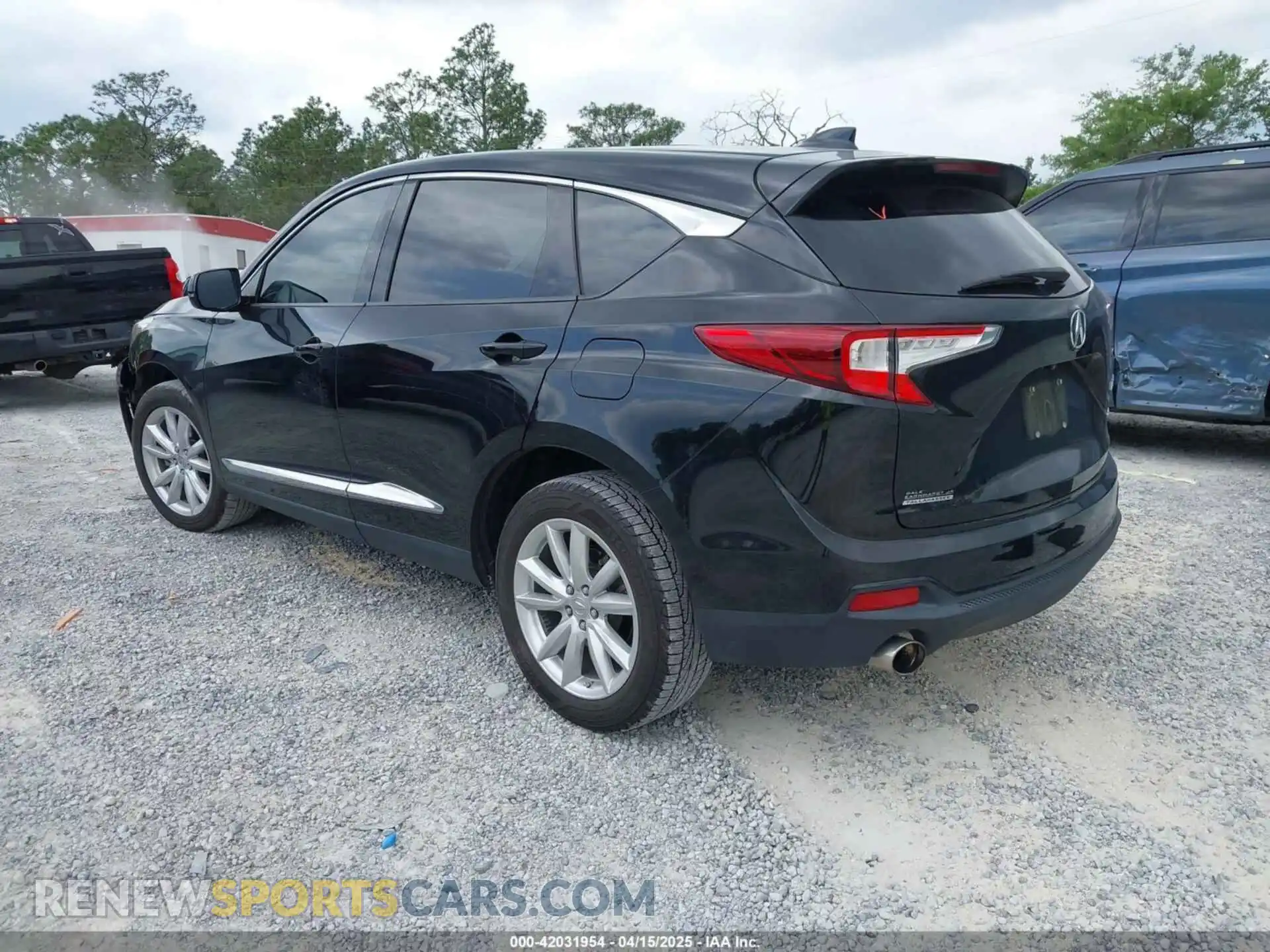 3 fotografías del automóvil dañado 5J8TC2H34KL043662 ACURA RDX 2019