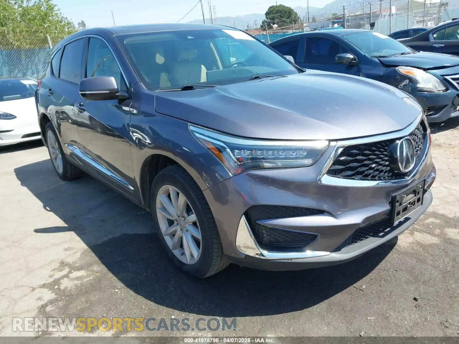 1 Photograph of a damaged car 5J8TC2H35KL043797 ACURA RDX 2019