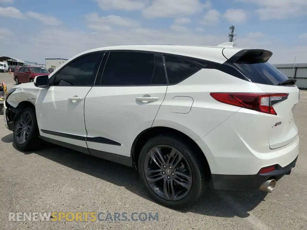 2 fotografías del automóvil dañado 5J8TC2H64KL014320 ACURA RDX 2019