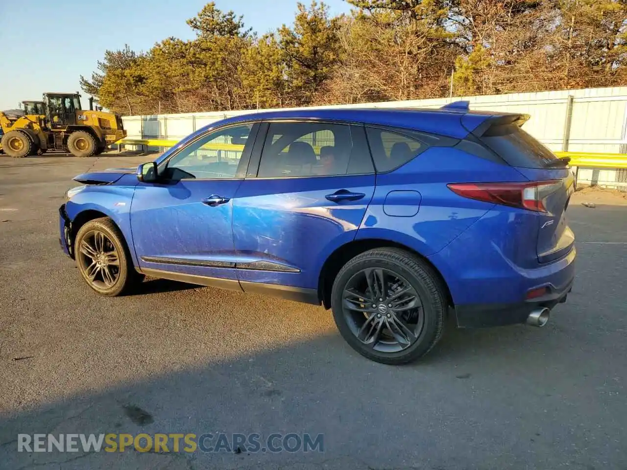2 Photograph of a damaged car 5J8TC2H64KL015239 ACURA RDX 2019