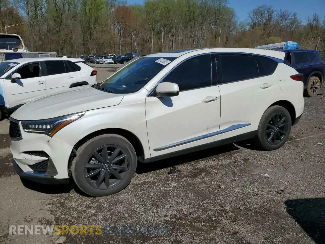 1 Photograph of a damaged car 5J8TC2H77KL015017 ACURA RDX 2019