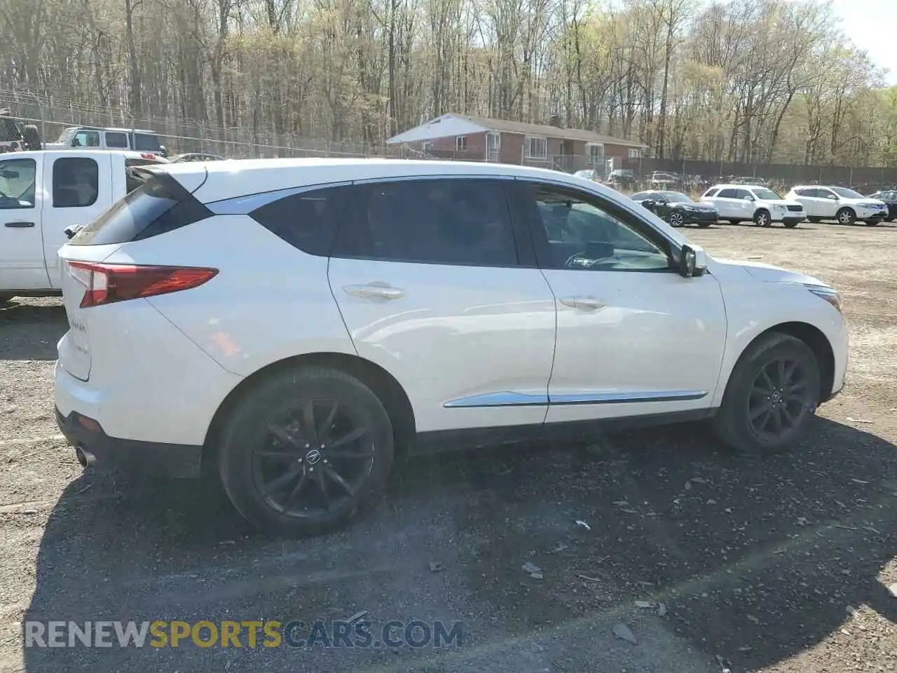 3 Photograph of a damaged car 5J8TC2H77KL015017 ACURA RDX 2019