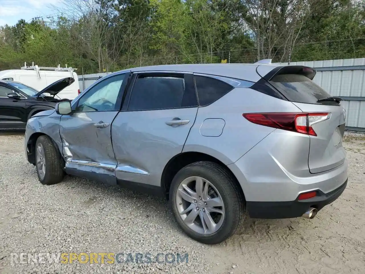 2 fotografías del automóvil dañado 5J8TC2H79KL038895 ACURA RDX 2019