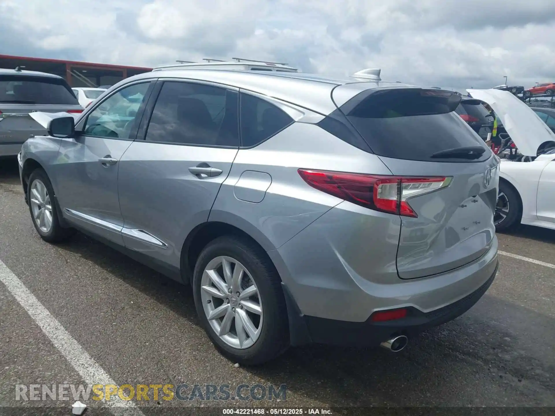 3 Photograph of a damaged car 5J8TC2H39LL000761 ACURA RDX 2020