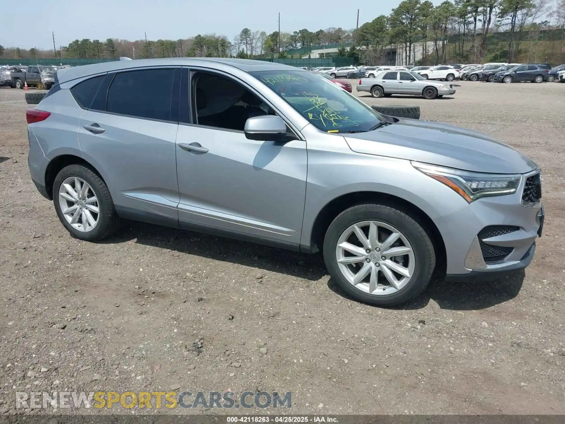 1 Photograph of a damaged car 5J8TC2H39LL007807 ACURA RDX 2020