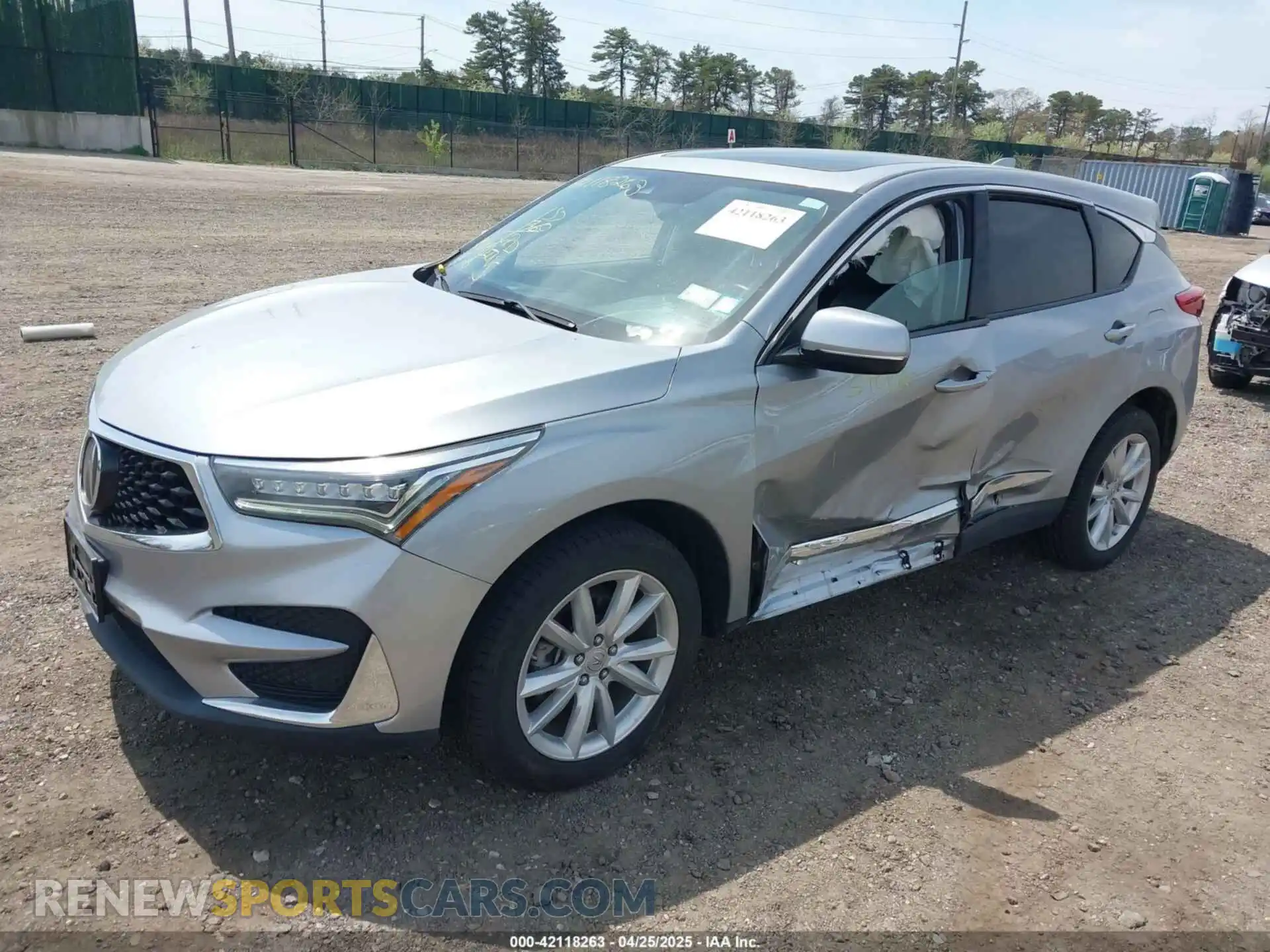 2 Photograph of a damaged car 5J8TC2H39LL007807 ACURA RDX 2020