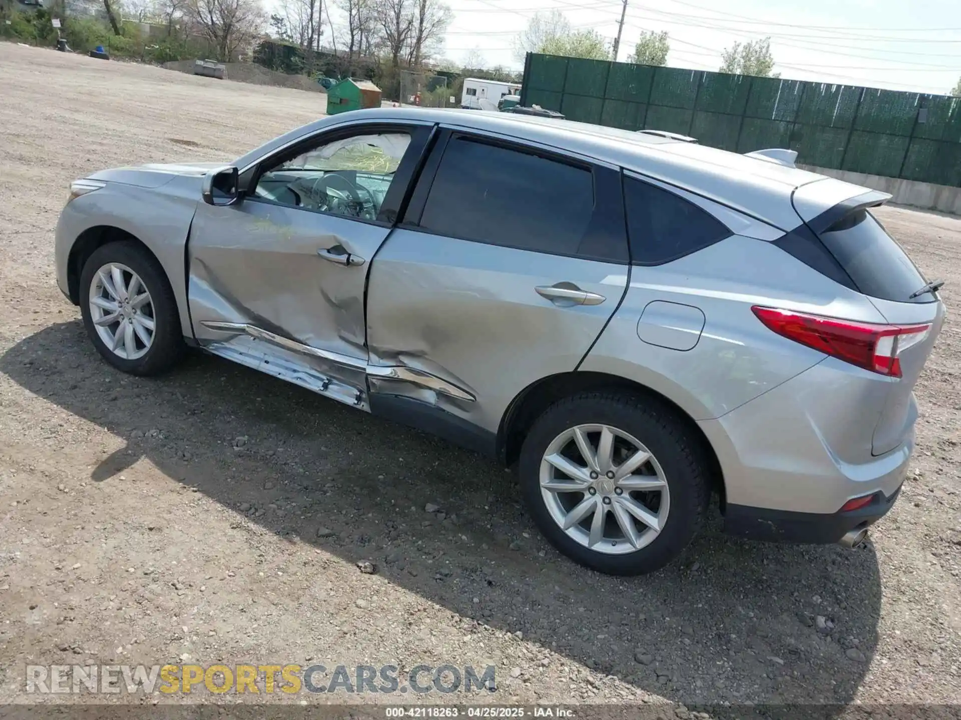 3 Photograph of a damaged car 5J8TC2H39LL007807 ACURA RDX 2020