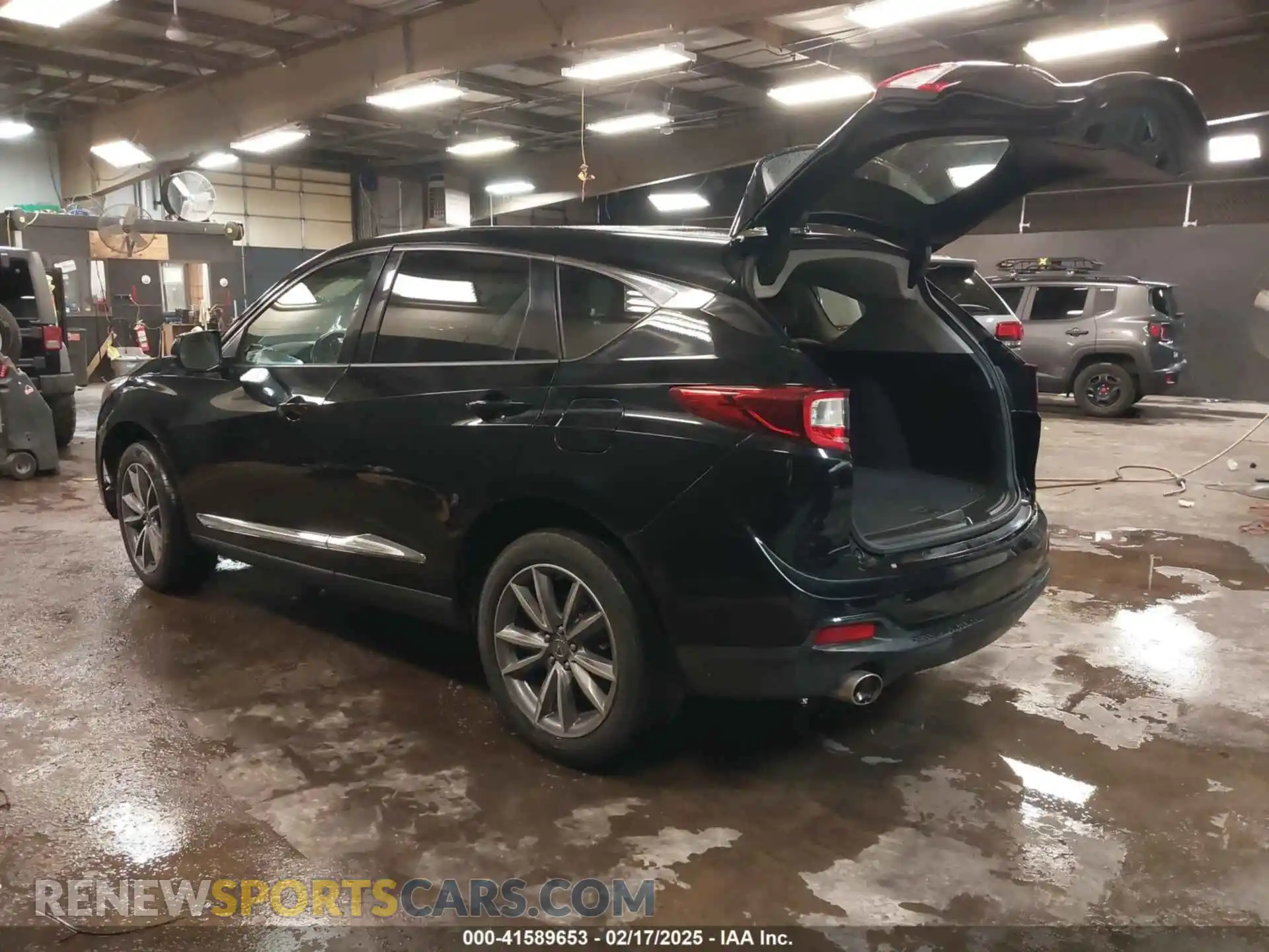 3 Photograph of a damaged car 5J8TC2H50LL010306 ACURA RDX 2020