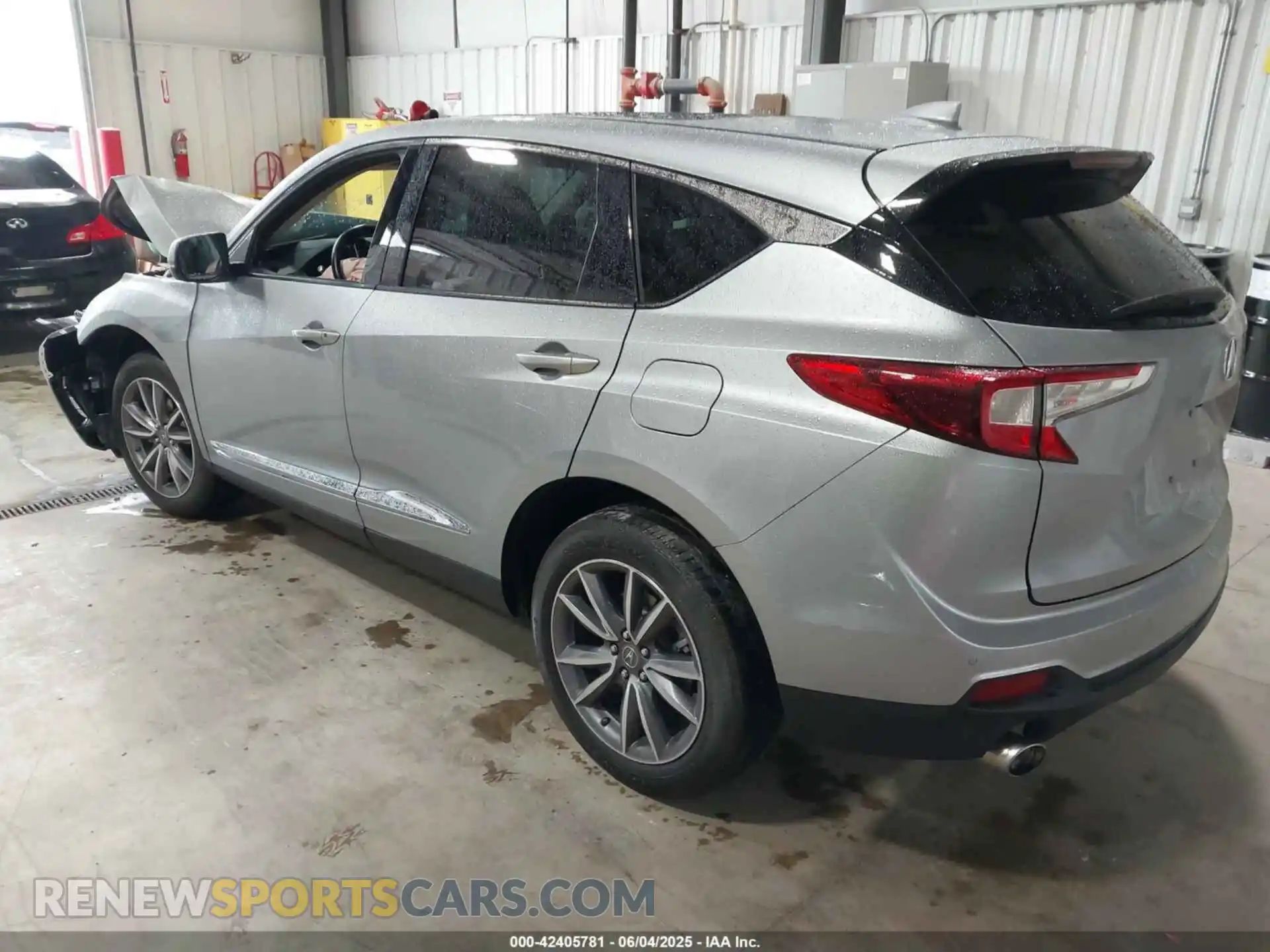 3 Photograph of a damaged car 5J8TC2H52LL019508 ACURA RDX 2020