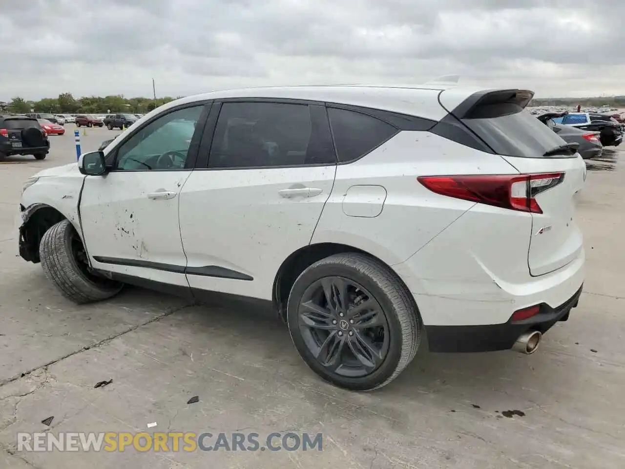 2 Photograph of a damaged car 5J8TC2H62LL033014 ACURA RDX 2020