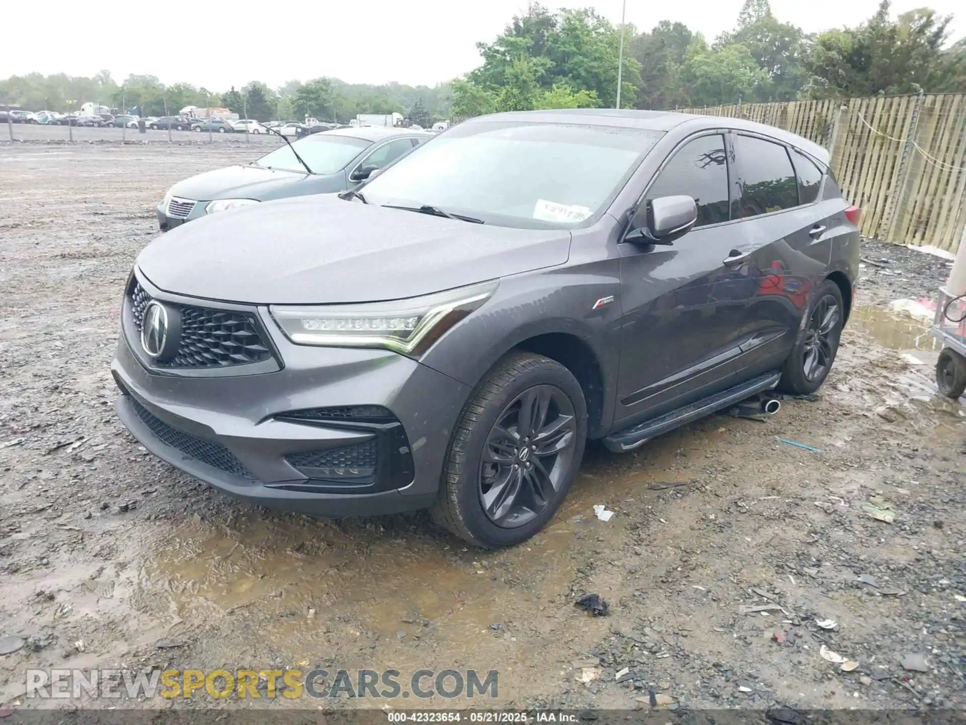 2 Photograph of a damaged car 5J8TC2H65LL035338 ACURA RDX 2020
