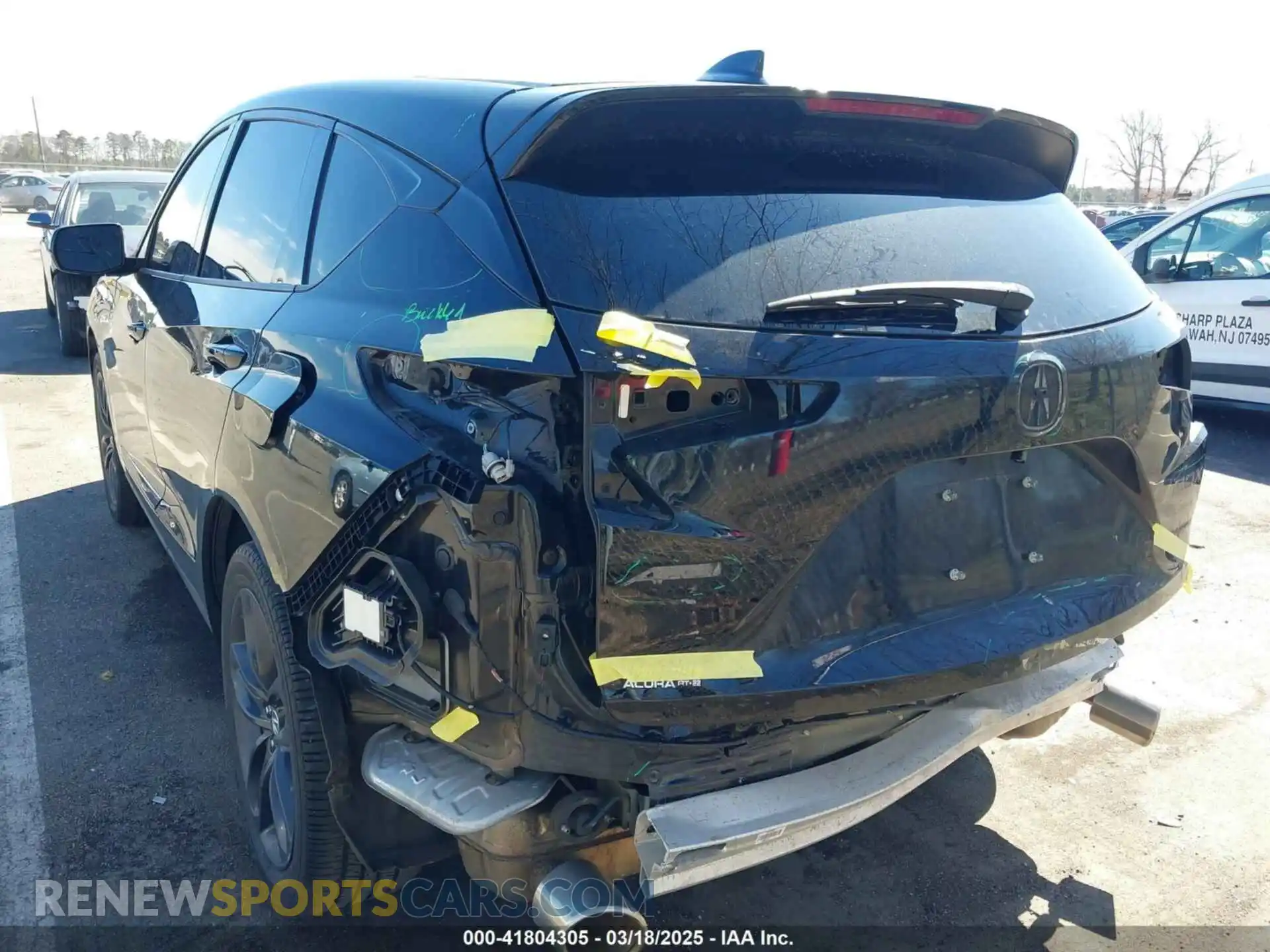 3 Photograph of a damaged car 5J8TC2H6XLL036114 ACURA RDX 2020
