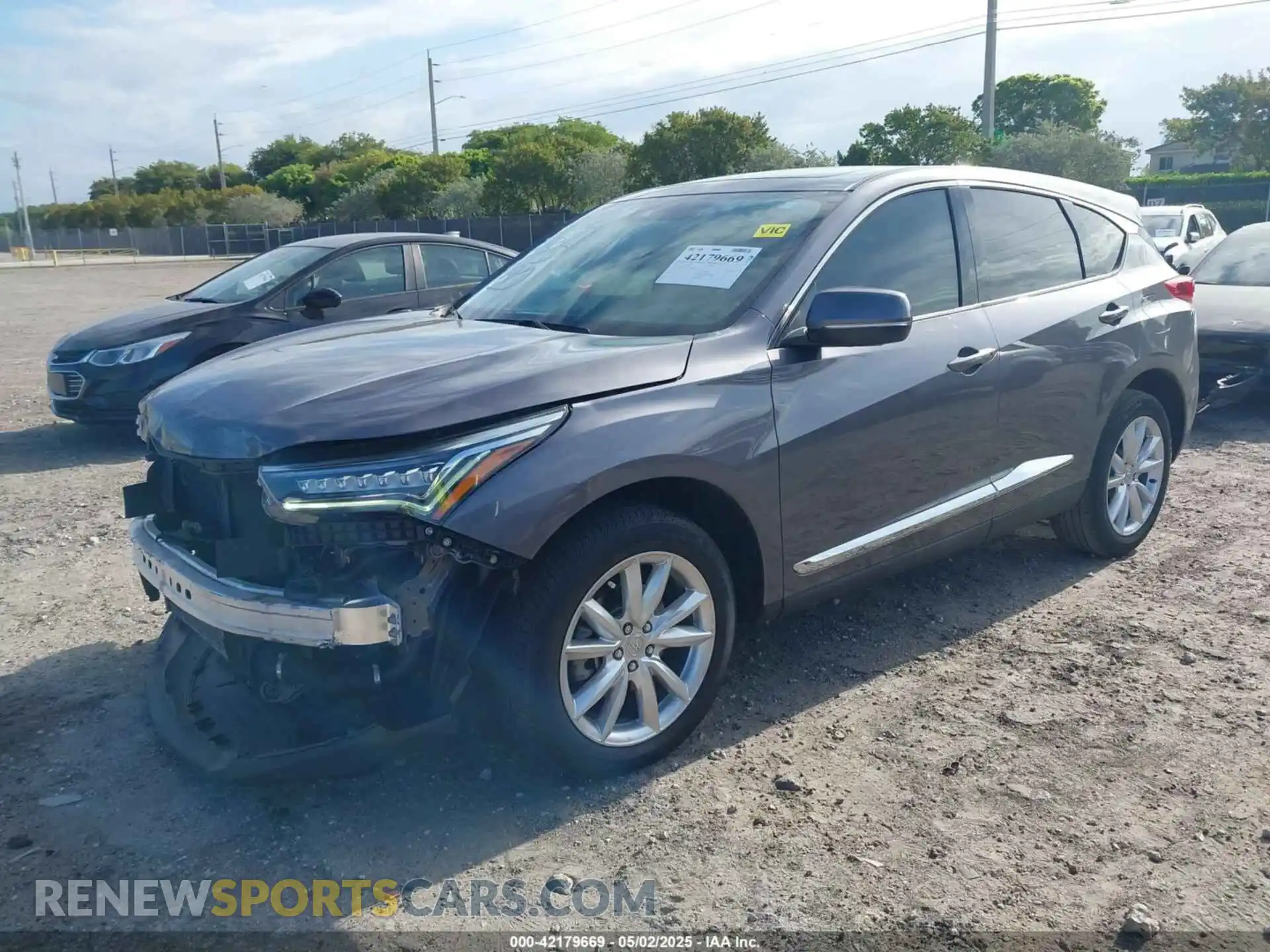 2 Photograph of a damaged car 5J8TC1H32ML001584 ACURA RDX 2021
