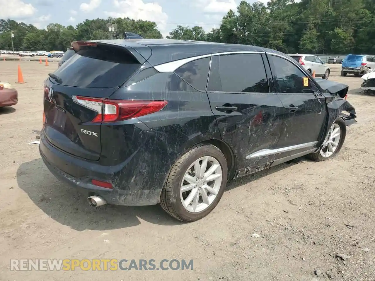 3 Photograph of a damaged car 5J8TC1H32ML015579 ACURA RDX 2021