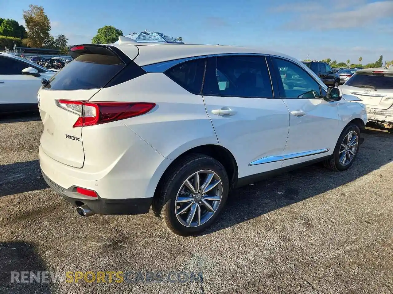 3 Photograph of a damaged car 5J8TC1H52ML020217 ACURA RDX 2021