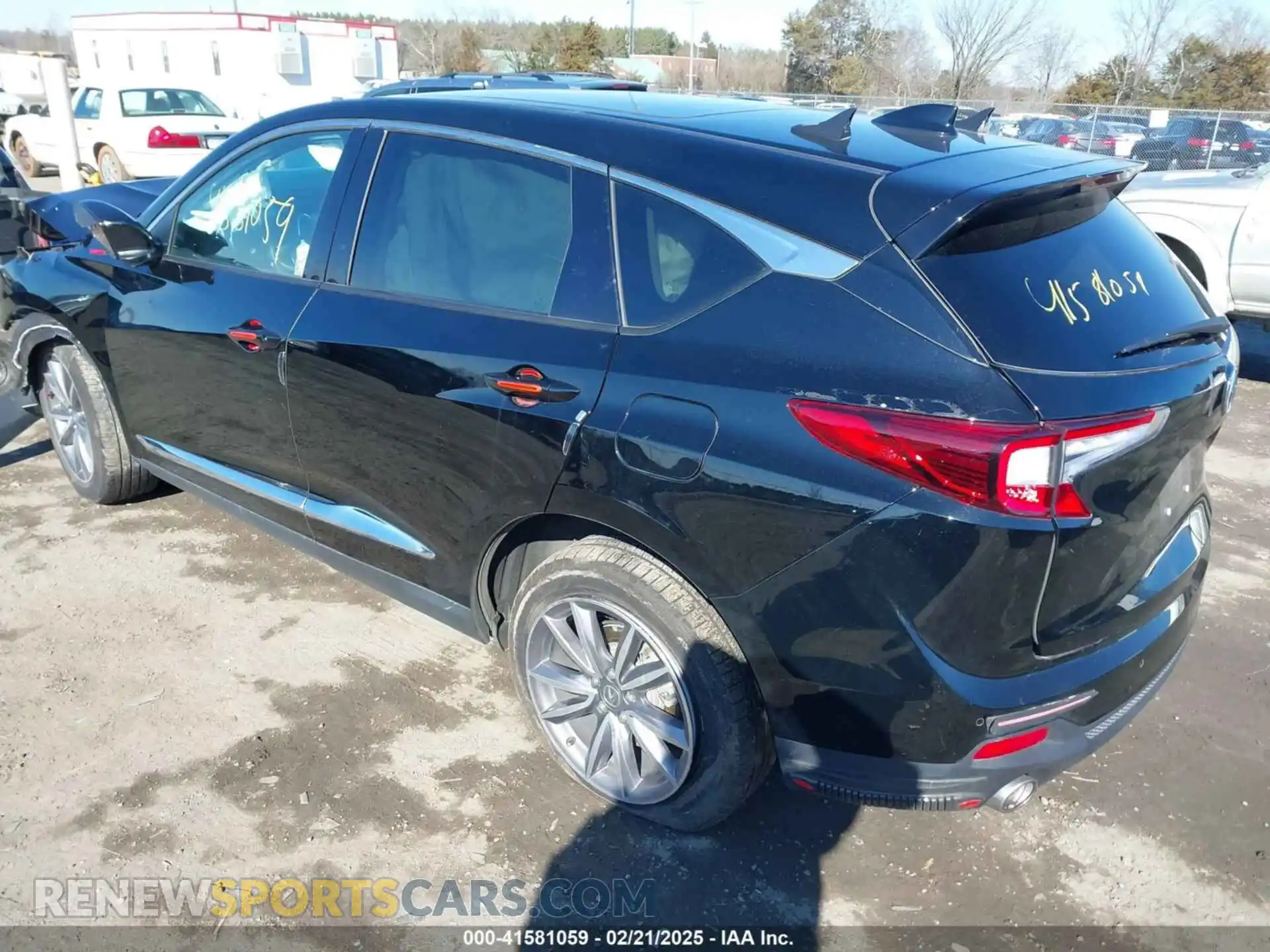 3 Photograph of a damaged car 5J8TC1H52ML020508 ACURA RDX 2021