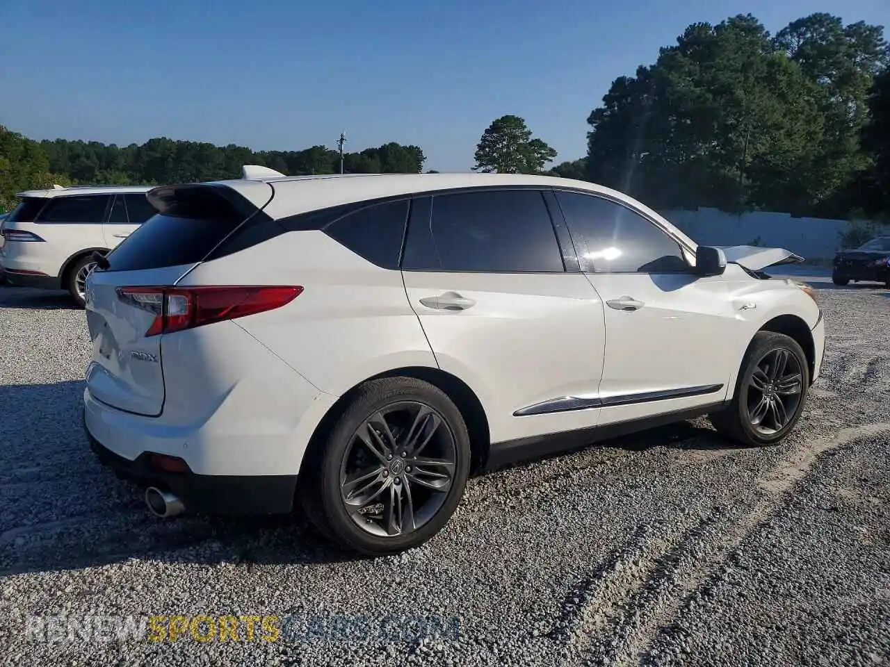 3 Photograph of a damaged car 5J8TC1H6XML013265 ACURA RDX 2021