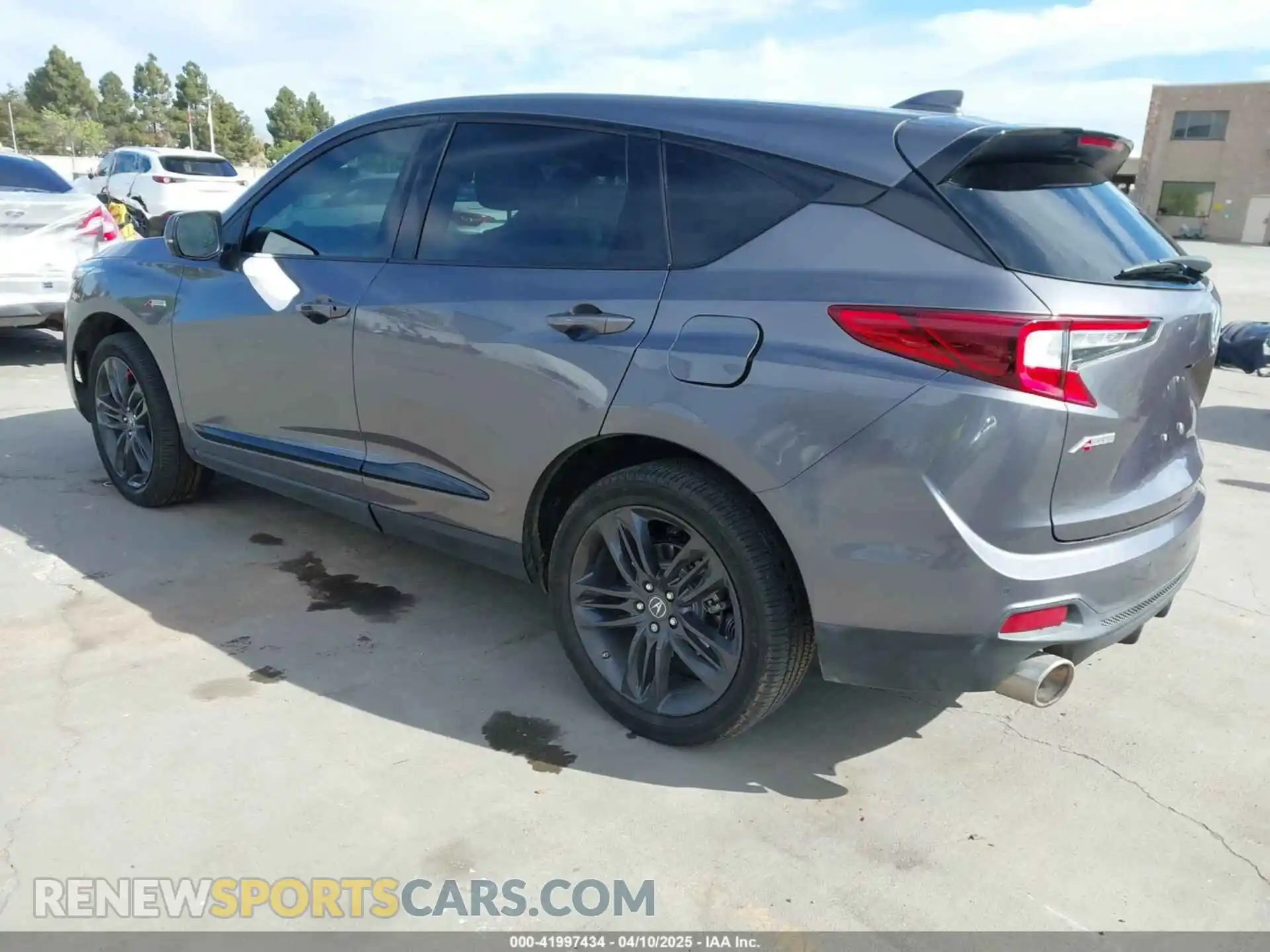 3 Photograph of a damaged car 5J8TC1H6XML018787 ACURA RDX 2021
