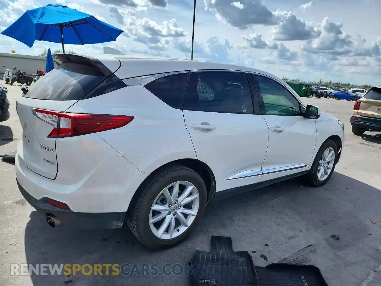 3 Photograph of a damaged car 5J8TC2H30ML002917 ACURA RDX 2021