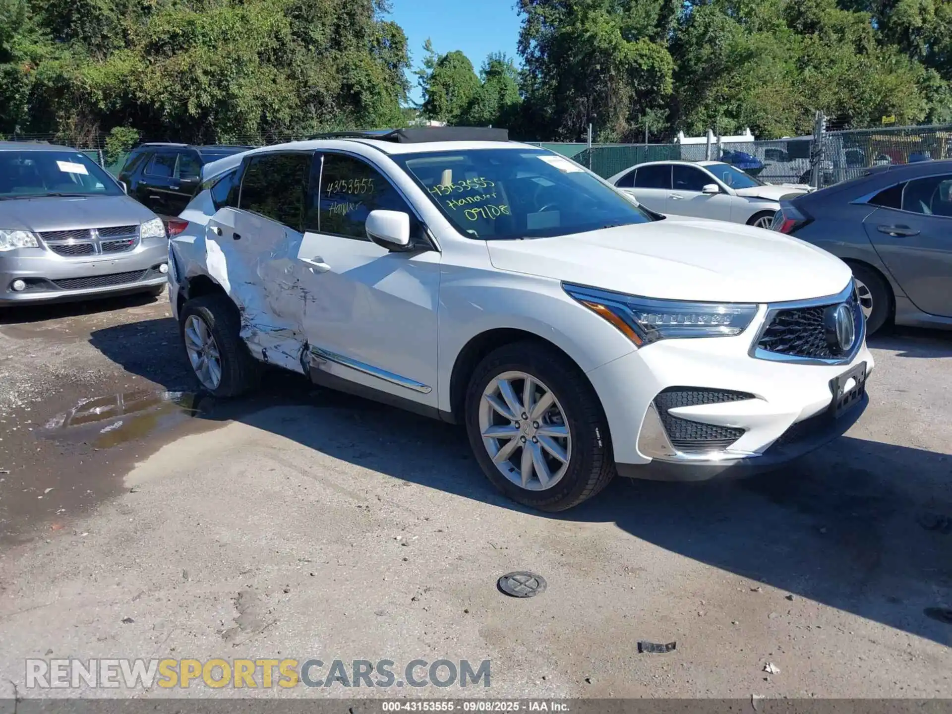 1 Photograph of a damaged car 5J8TC2H32ML017256 ACURA RDX 2021