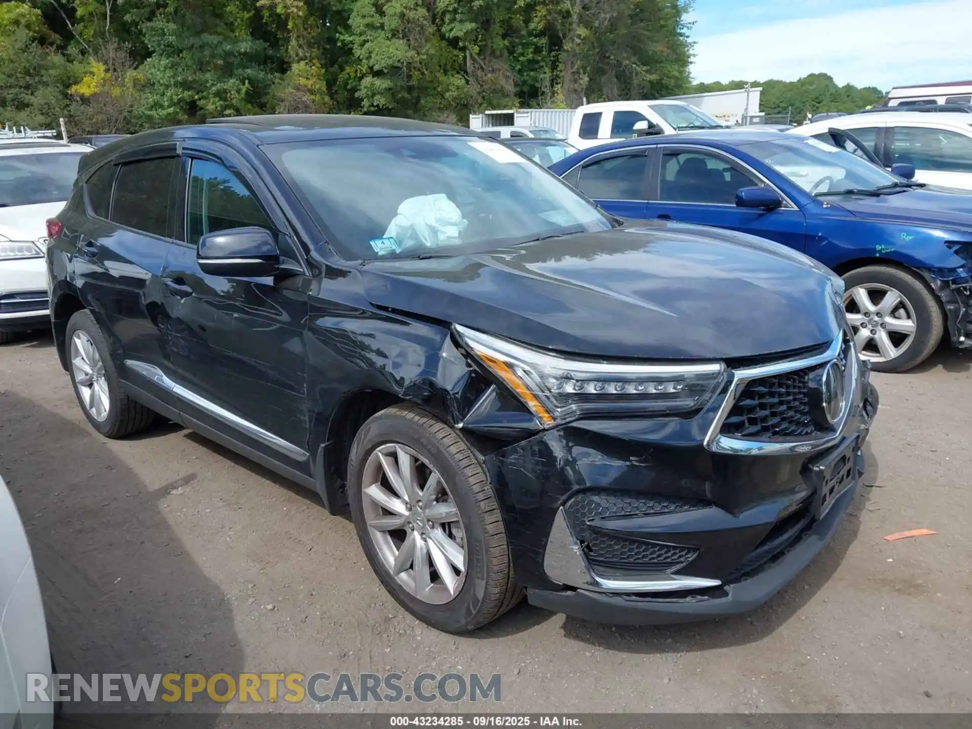 1 Photograph of a damaged car 5J8TC2H52ML808114 ACURA RDX 2021