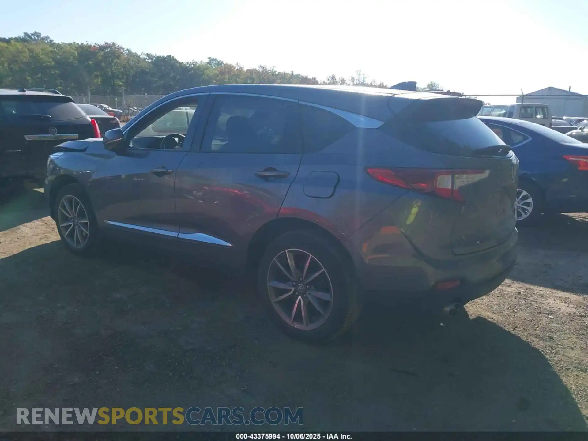 3 Фотография поврежденного автомобиля 5J8TC2H54ML037039 ACURA RDX 2021