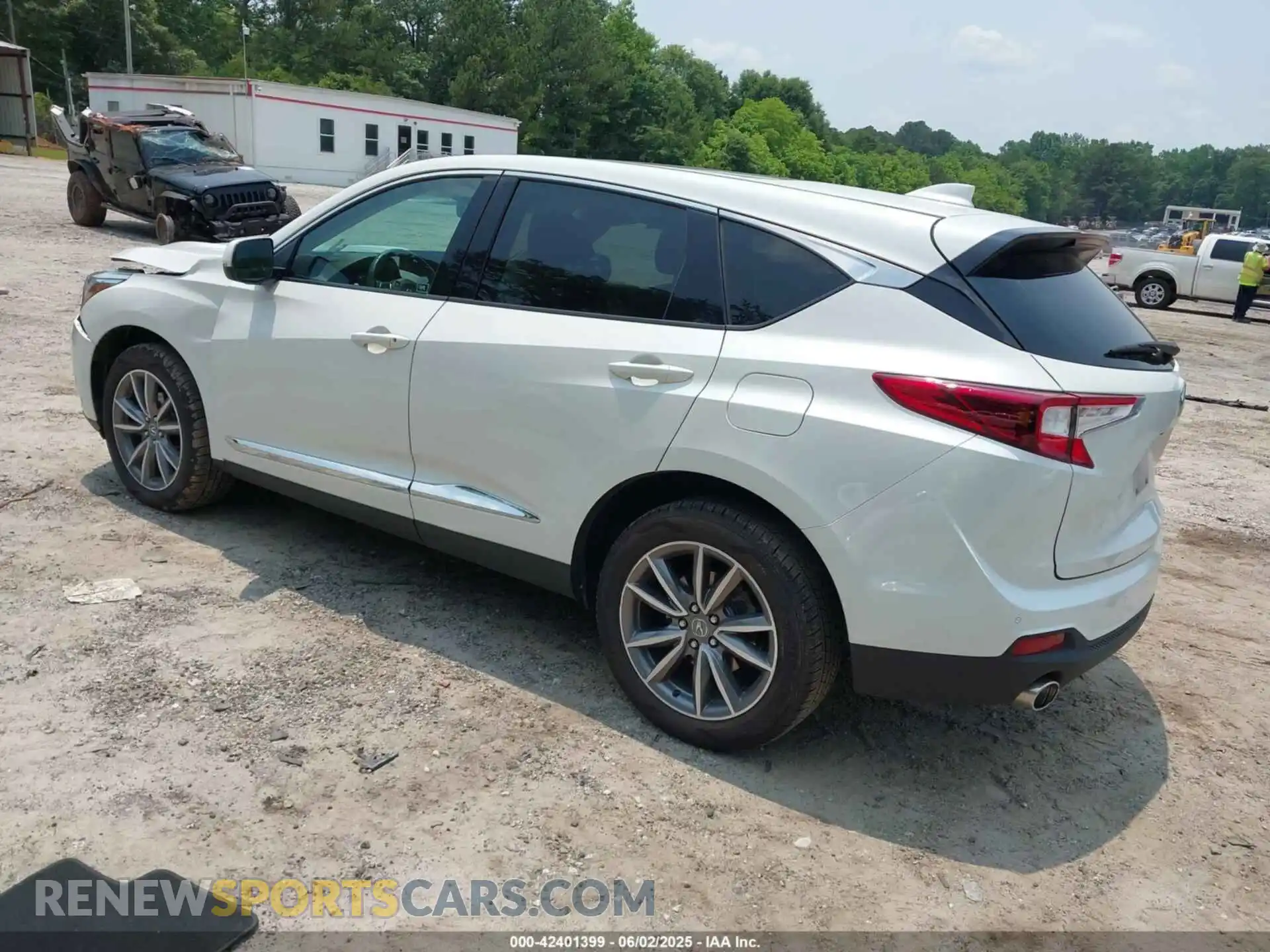 3 Photograph of a damaged car 5J8TC2H55ML020136 ACURA RDX 2021