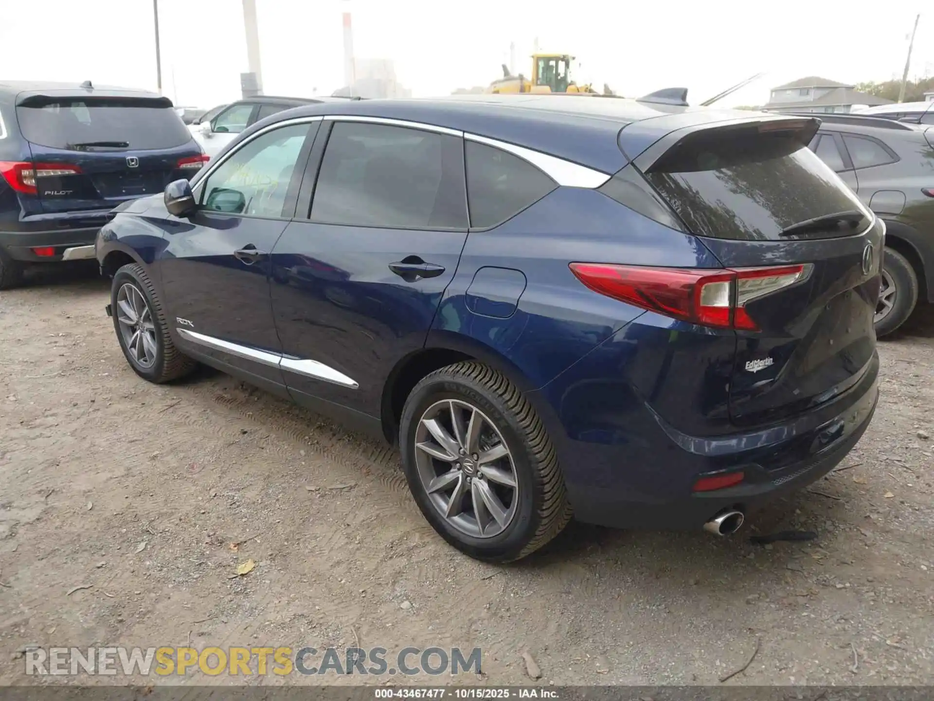 3 Photograph of a damaged car 5J8TC2H56ML010621 ACURA RDX 2021
