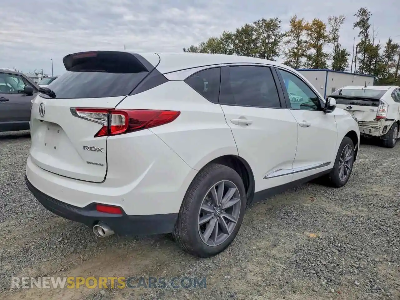 3 Photograph of a damaged car 5J8TC2H59ML031978 ACURA RDX 2021