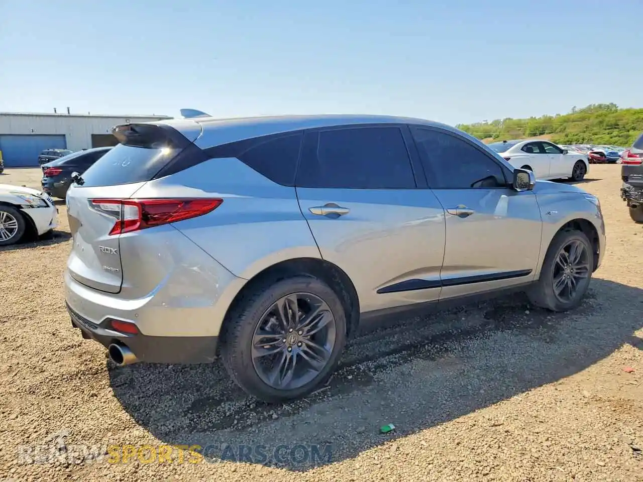 3 Photograph of a damaged car 5J8TC2H60ML009120 ACURA RDX 2021