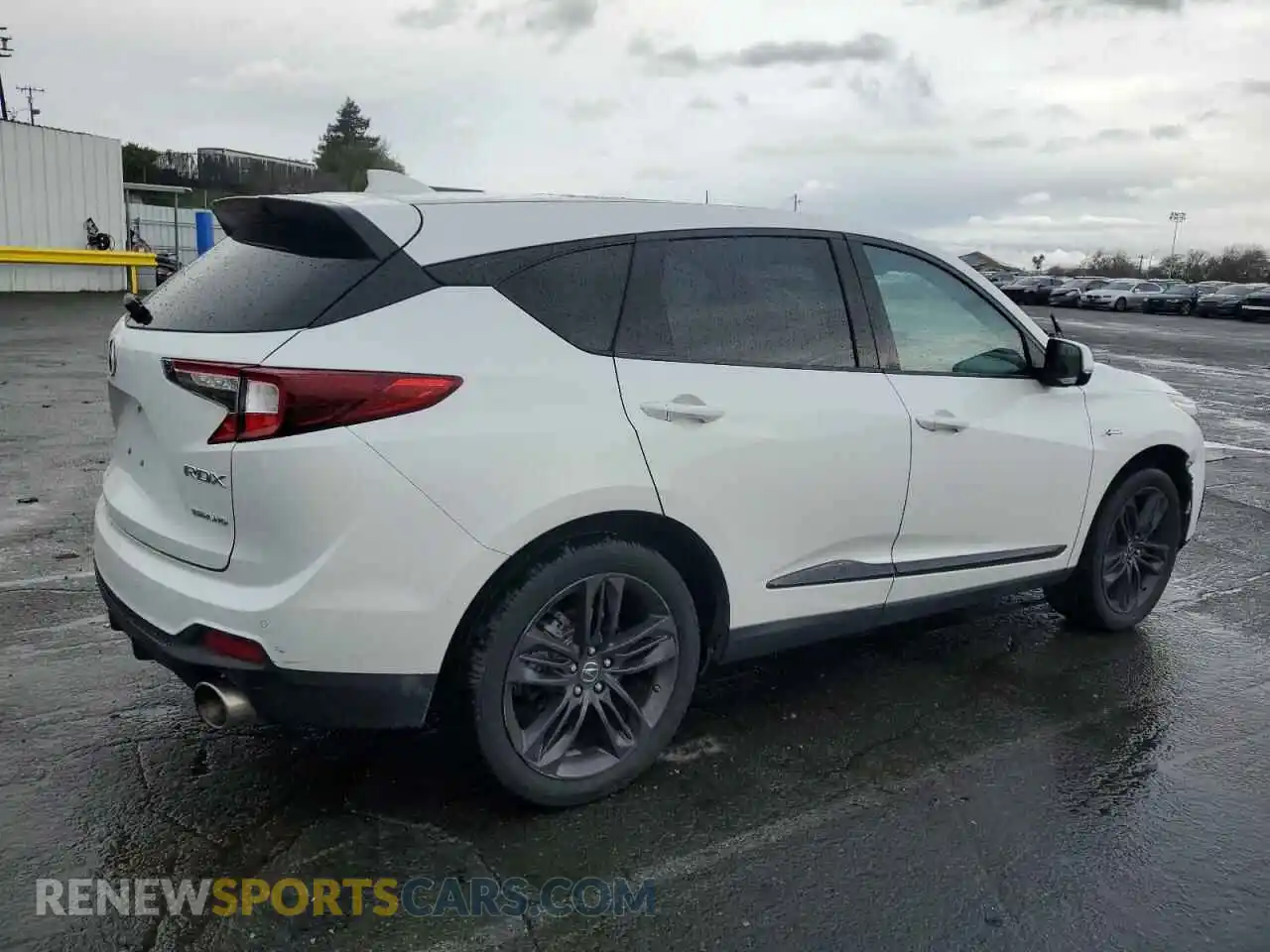 3 Photograph of a damaged car 5J8TC2H60ML010963 ACURA RDX 2021