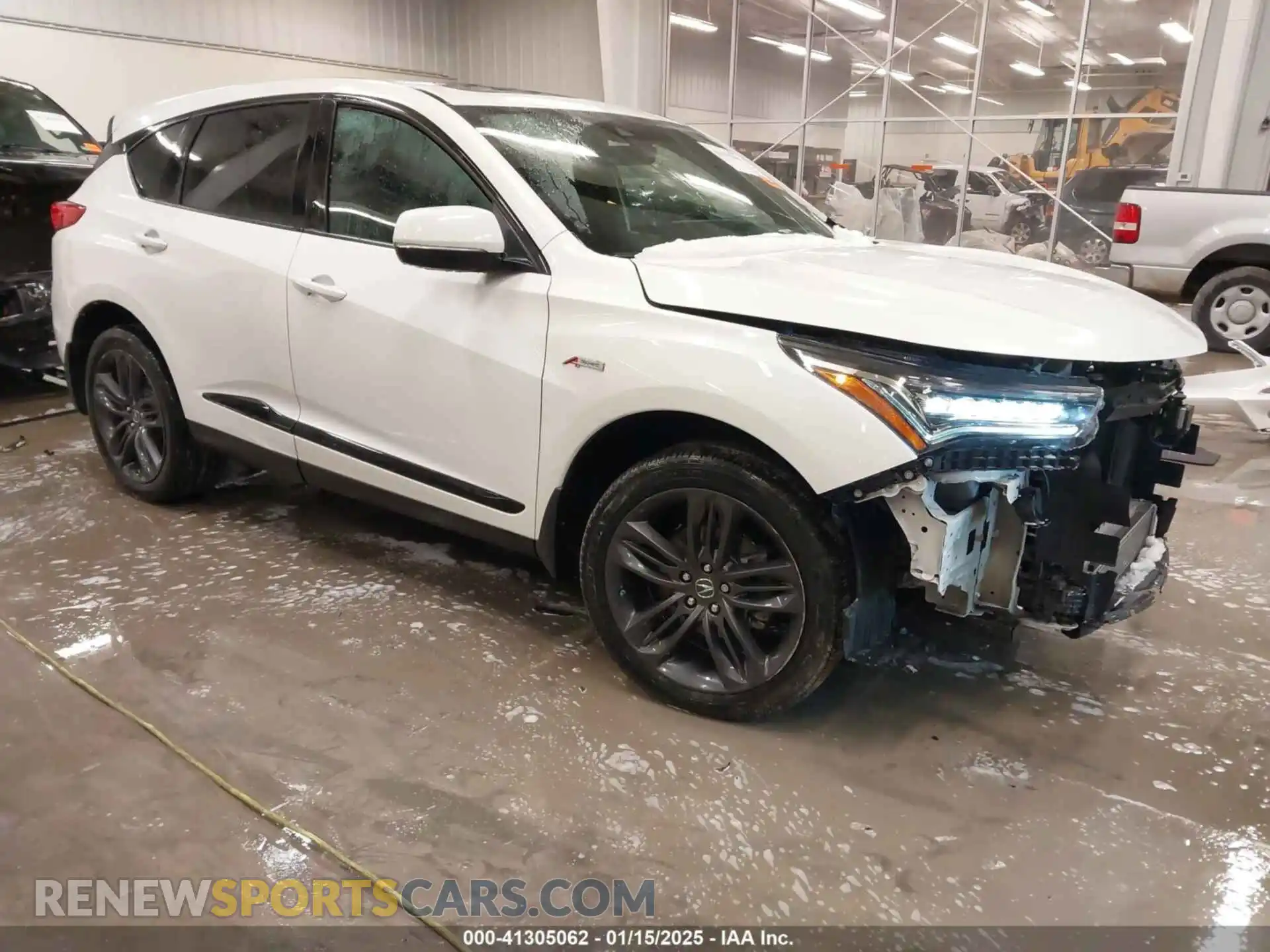 1 Photograph of a damaged car 5J8TC2H61ML034429 ACURA RDX 2021