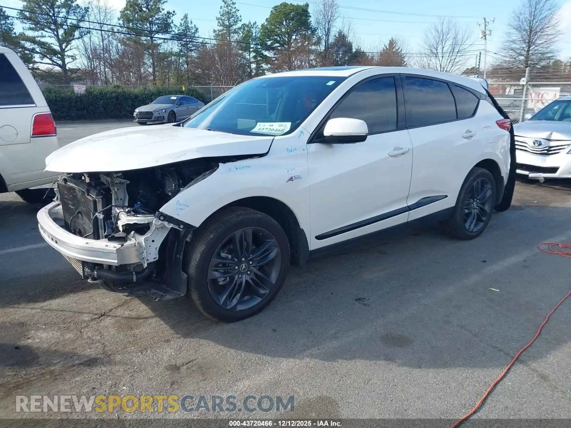 2 Photograph of a damaged car 5J8TC2H61ML048010 ACURA RDX 2021