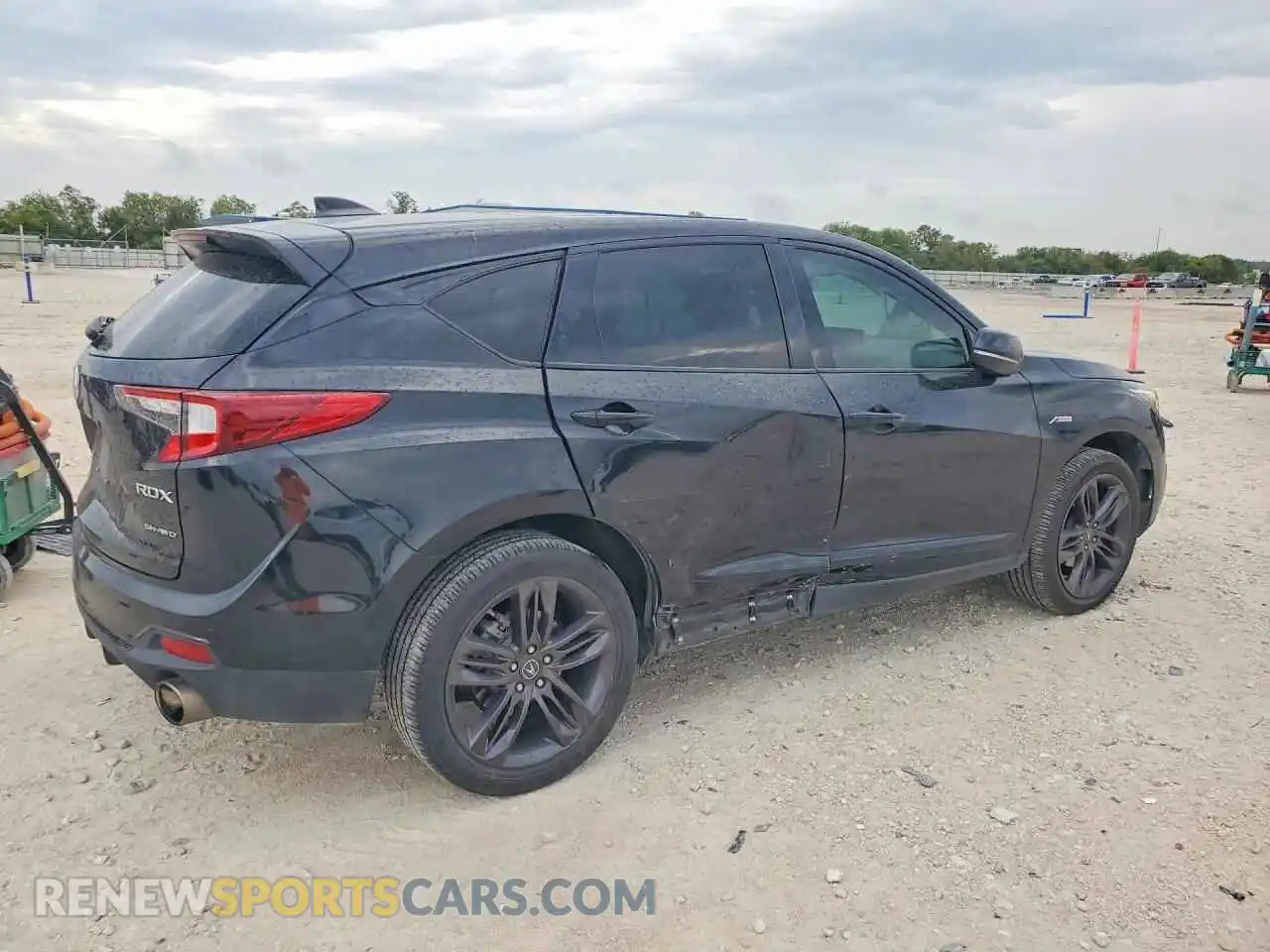 3 Photograph of a damaged car 5J8TC2H63ML031435 ACURA RDX 2021