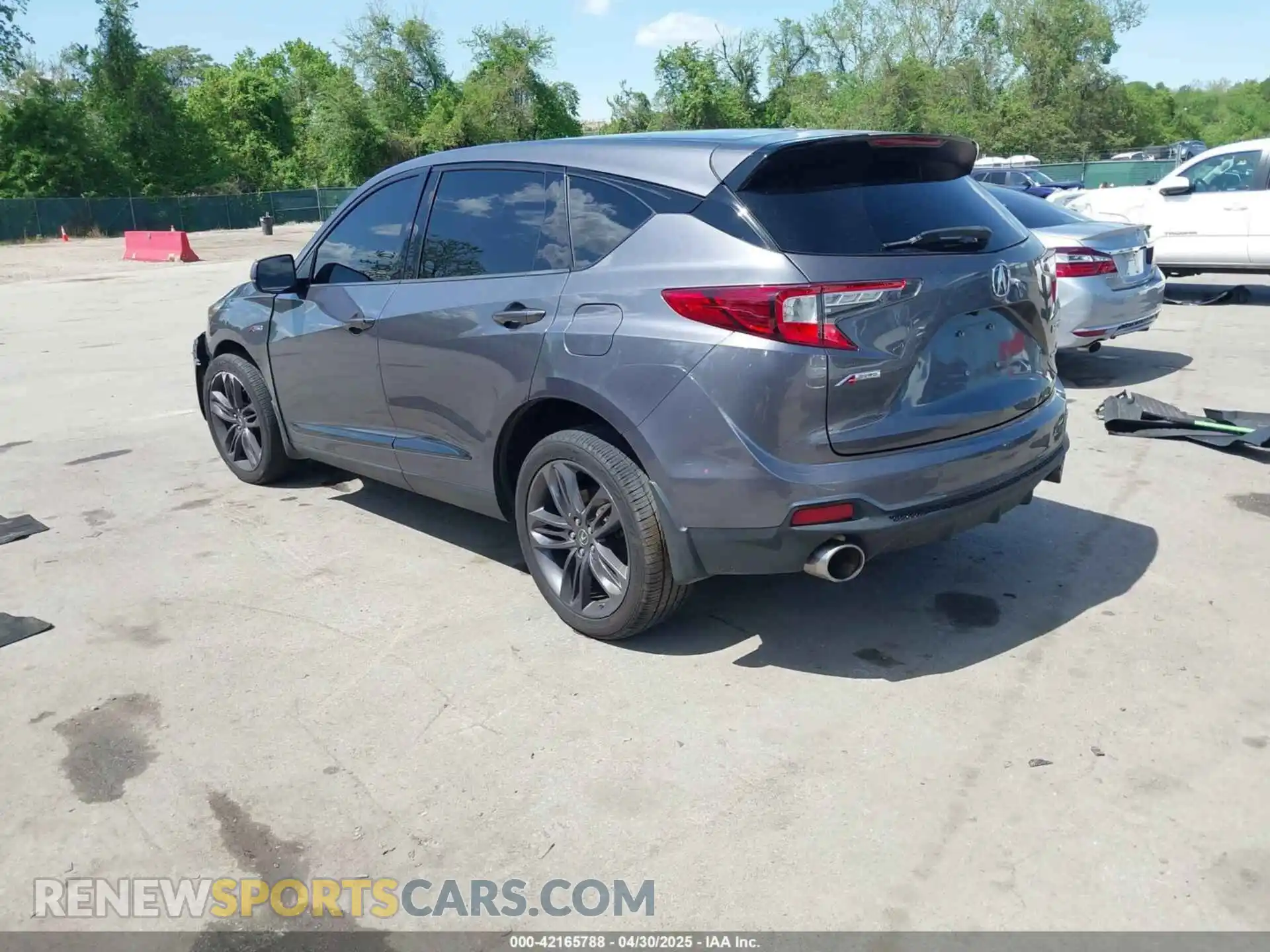3 Photograph of a damaged car 5J8TC2H65ML001269 ACURA RDX 2021