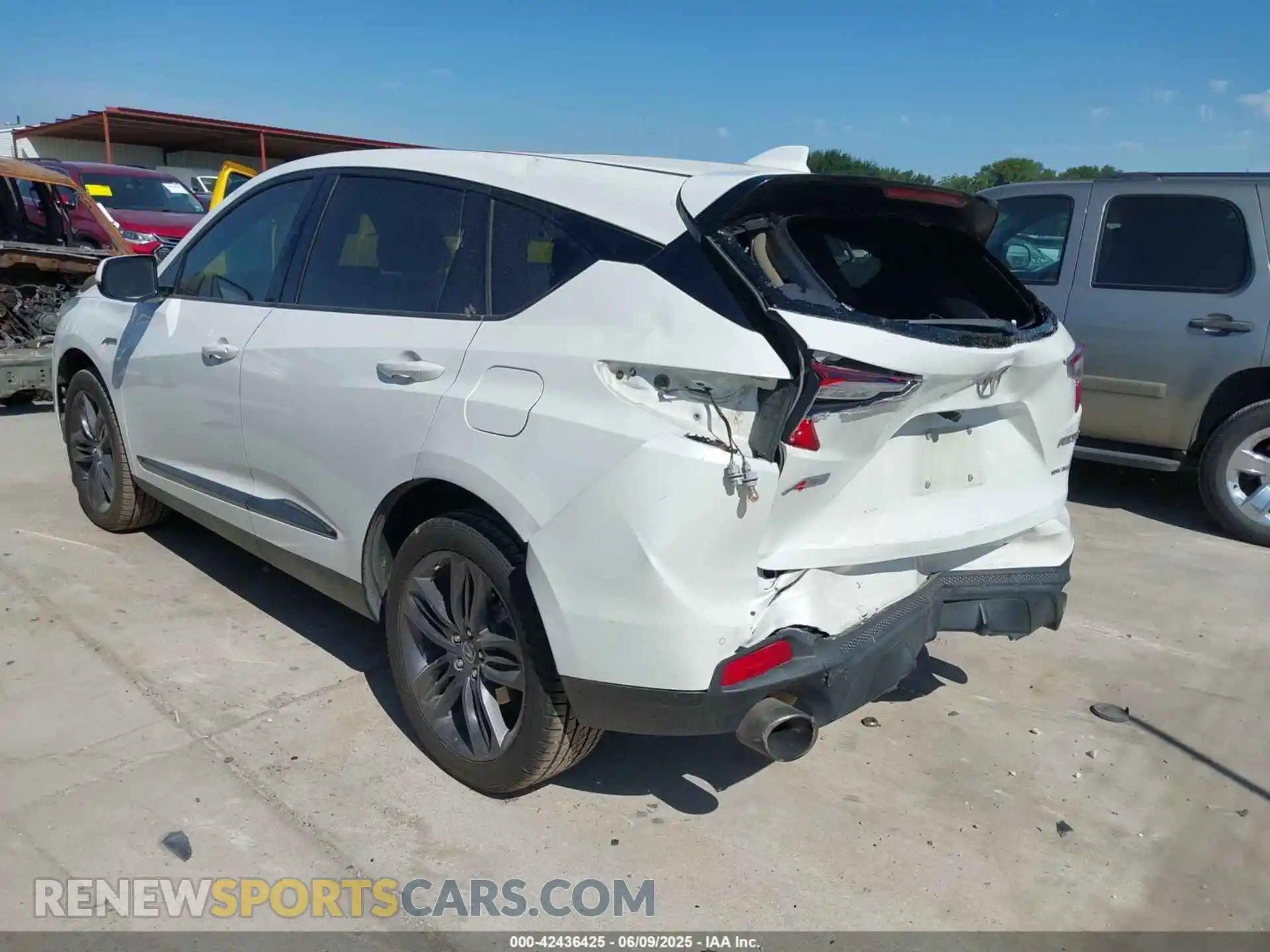 3 Photograph of a damaged car 5J8TC2H67ML025265 ACURA RDX 2021