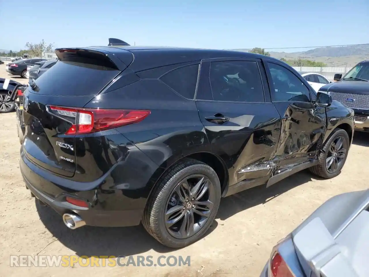 3 Photograph of a damaged car 5J8TC2H65NL018333 ACURA RDX 2022
