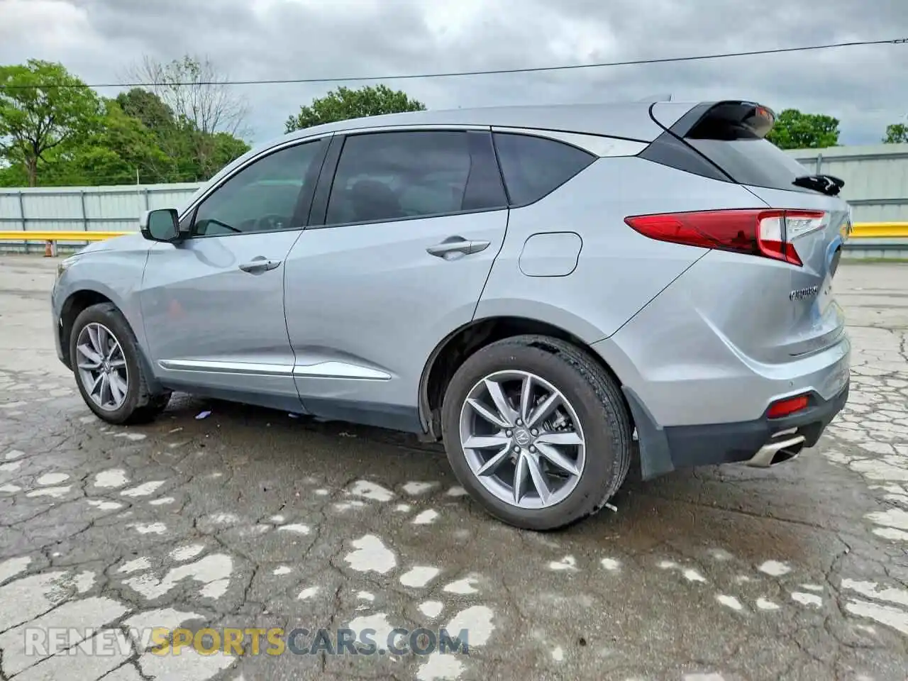 2 Photograph of a damaged car 5J8TC1H54PL008266 ACURA RDX 2023