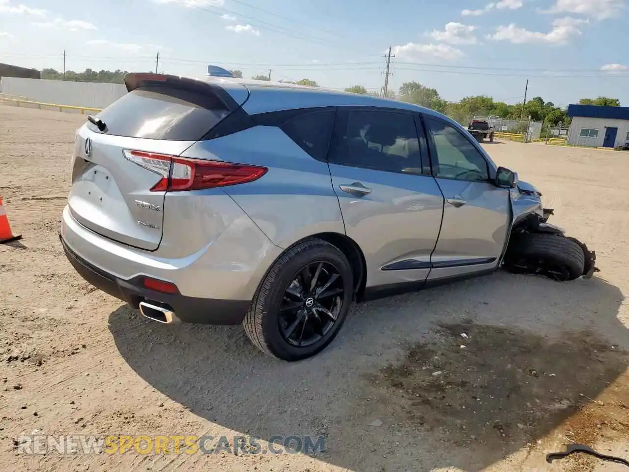 3 Photograph of a damaged car 5J8TC2H46SL015001 ACURA RDX 2025