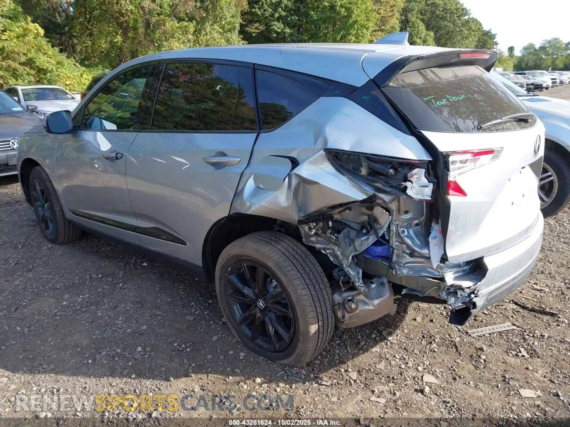 3 Photograph of a damaged car 5J8TC2H47SL019512 ACURA RDX 2025