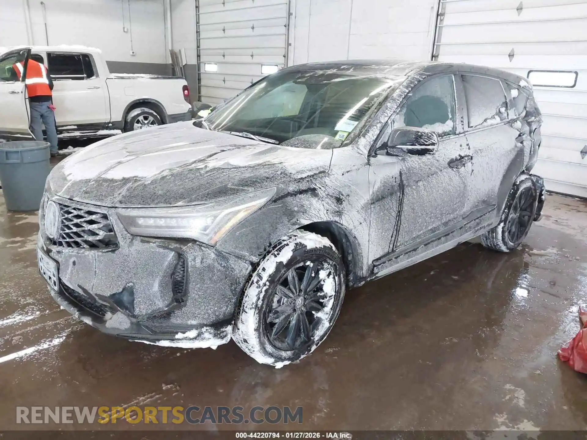 2 fotografías del automóvil dañado 5J8TC2H49SL036778 ACURA RDX 2025