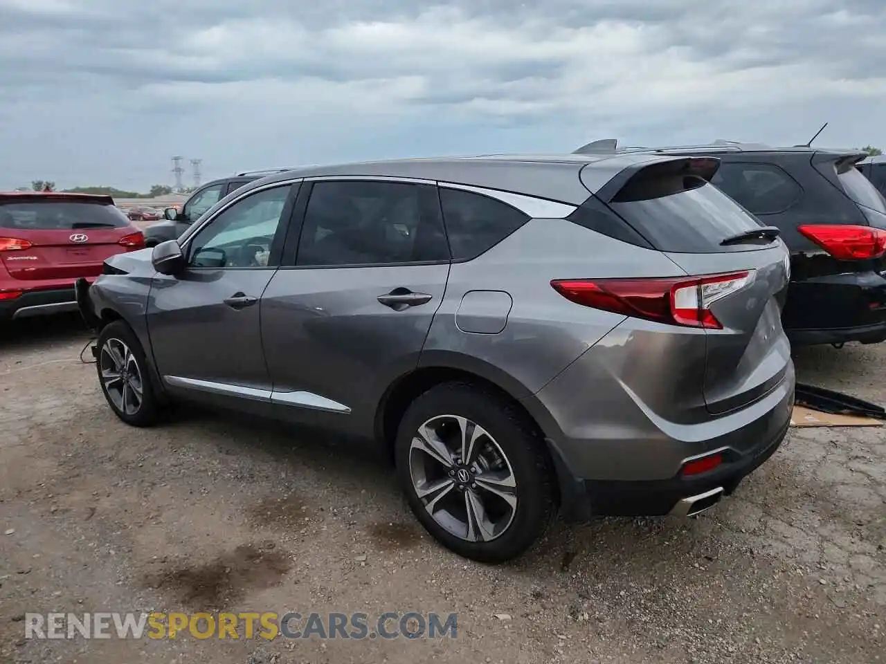 2 fotografías del automóvil dañado 5J8TC2H5XSL013616 ACURA RDX 2025