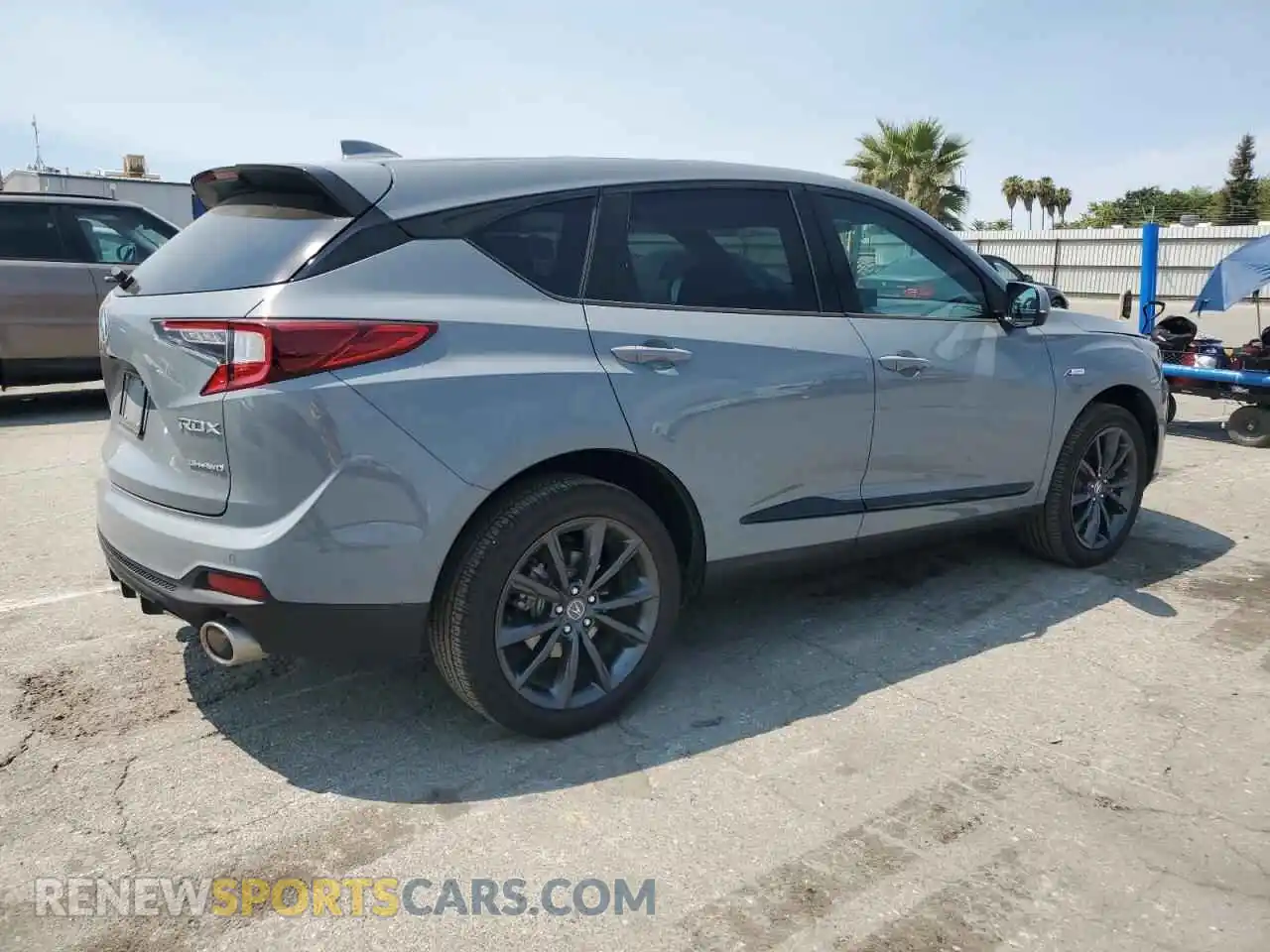 3 Photograph of a damaged car 5J8TC2H6XSL003791 ACURA RDX 2025