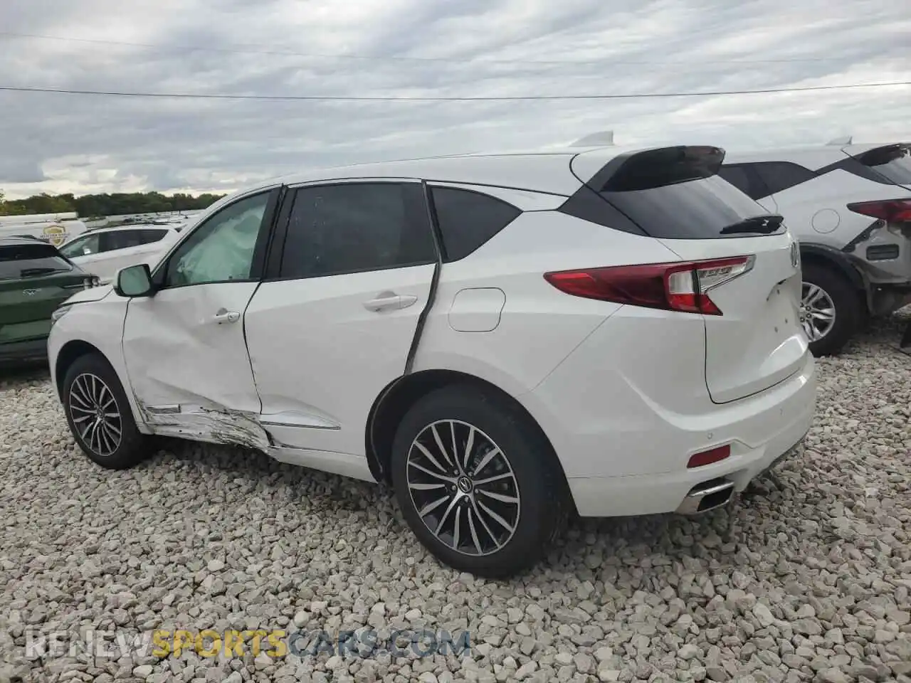 2 fotografías del automóvil dañado 5J8TC2H72SL023154 ACURA RDX 2025