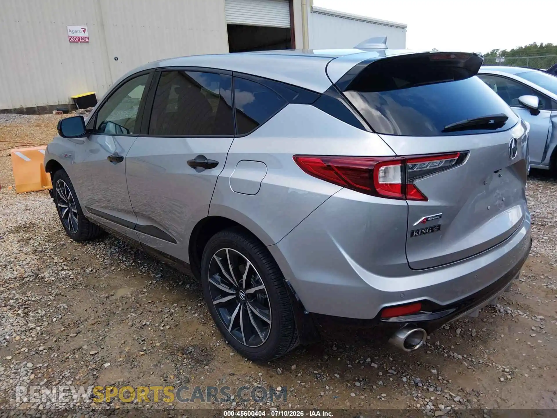 3 Photograph of a damaged car 5J8TC2H83SL000877 ACURA RDX 2025