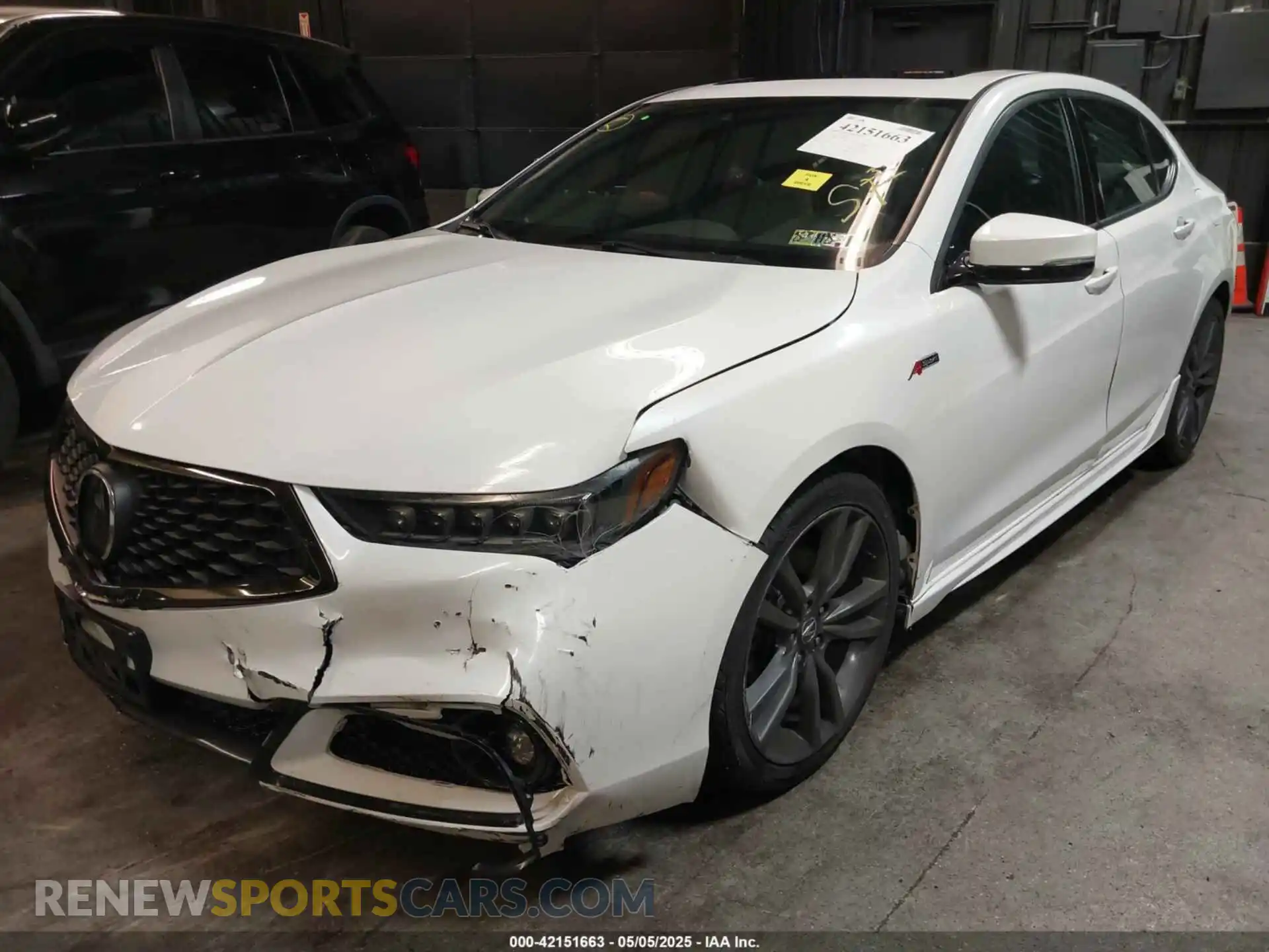 2 Фотография поврежденного автомобиля 19UUB1F66LA013039 ACURA TLX 2020